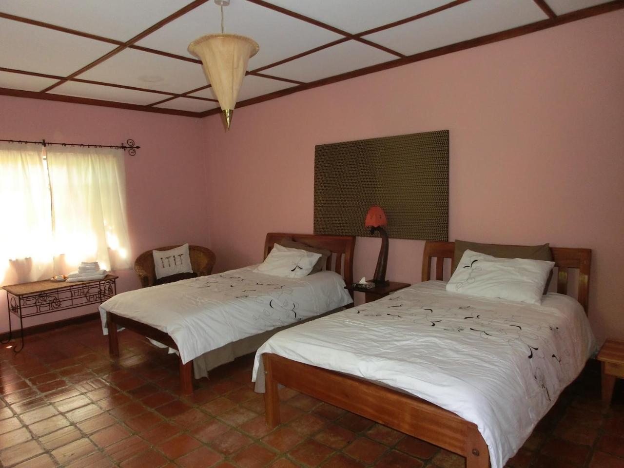Mwanzo Lodge Naivasha Extérieur photo
